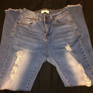 Skinny Distressed Medium Wash size 5/6 Bamboo jeans